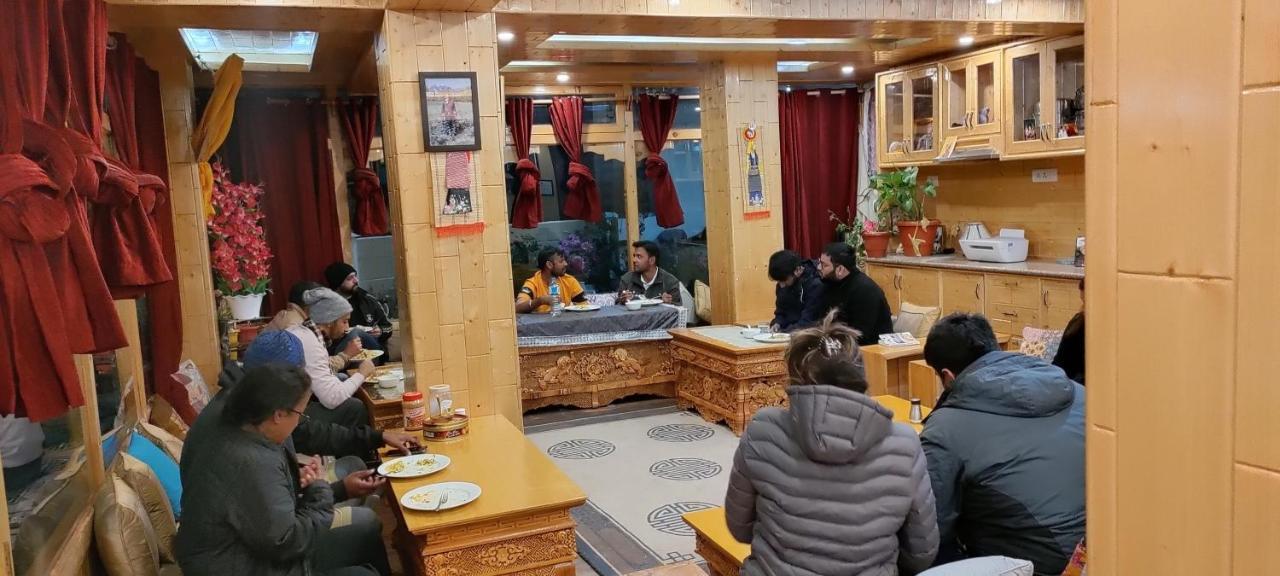 Laksdup Guest House Leh Exterior photo