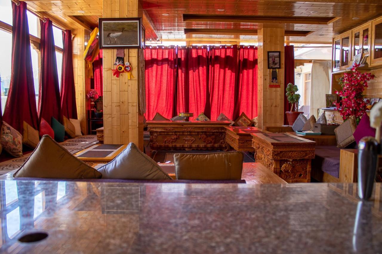 Laksdup Guest House Leh Exterior photo