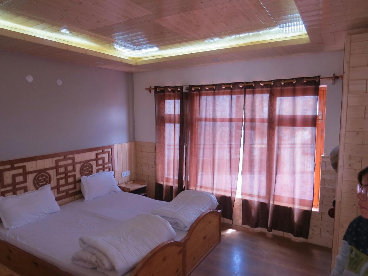 Laksdup Guest House Leh Exterior photo