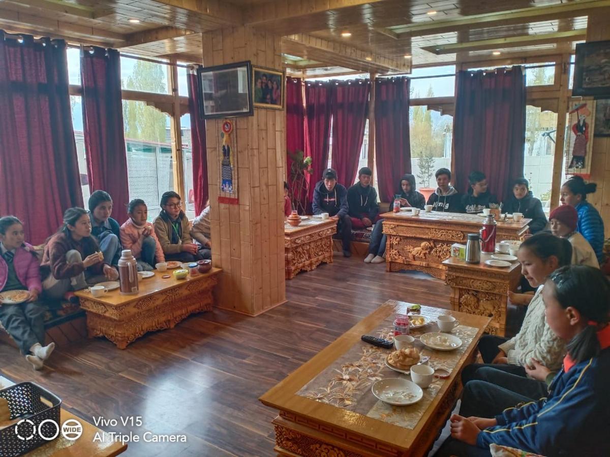 Laksdup Guest House Leh Exterior photo